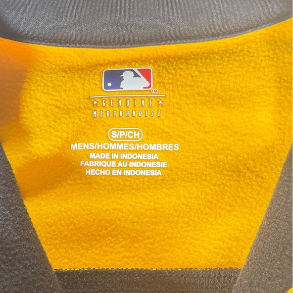 Fanatics Pittsburgh Pirates Baseball Black & Yellow Quarter-Zip Pullover size SM - Picture 5 of 5